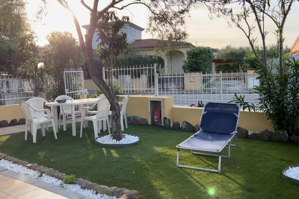 סאן תאודורו Comoda Villetta Con Giardino מראה חיצוני תמונה